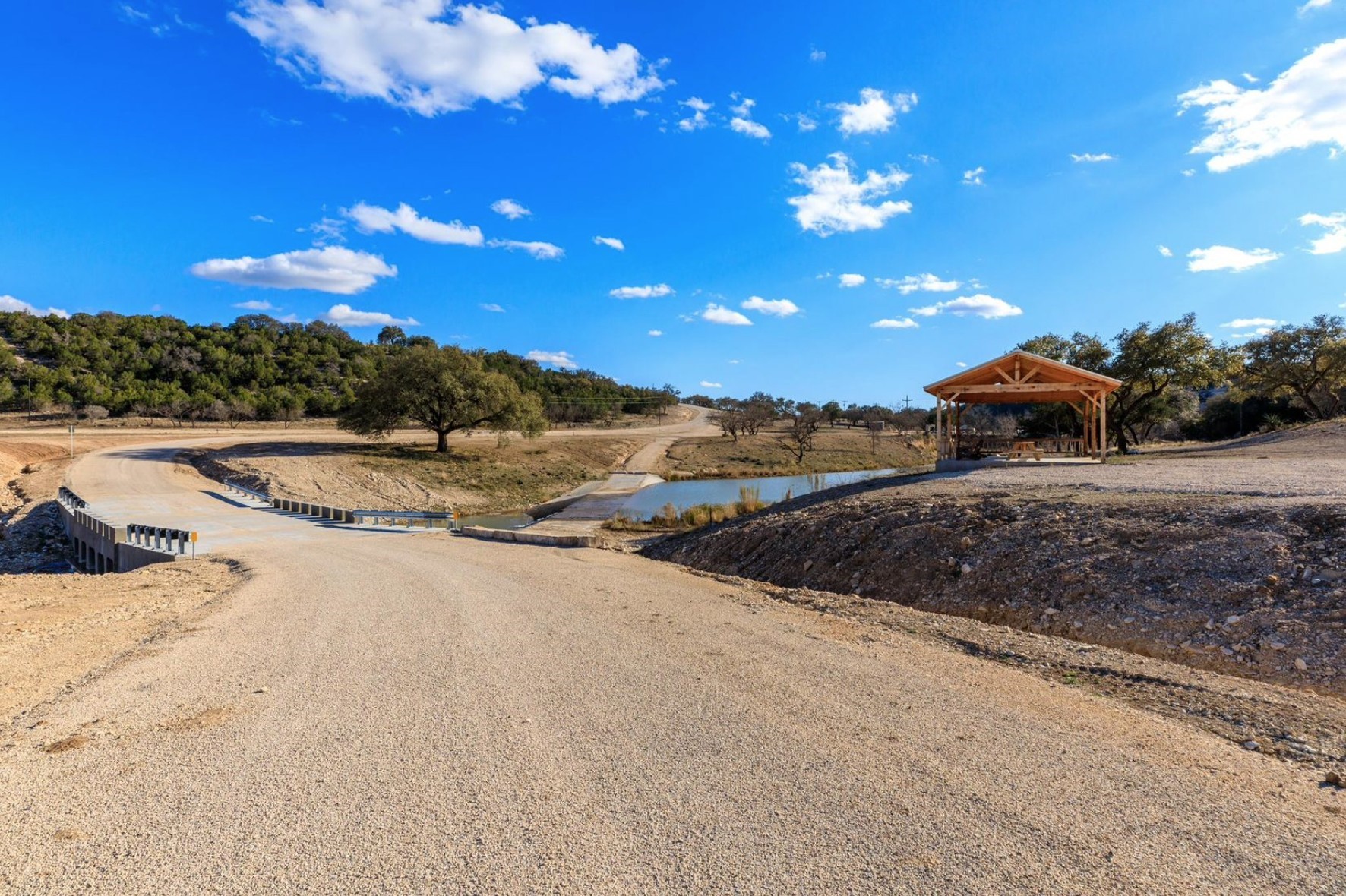 Land in Junction 3
