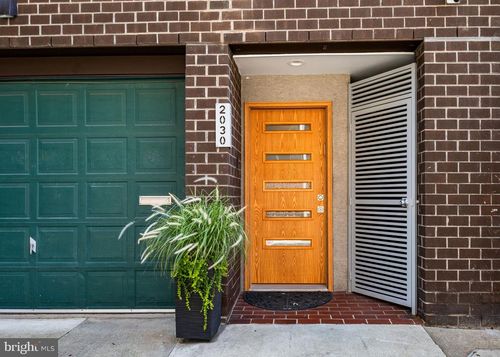 2030 Ranstead St, PHILADELPHIA, PA, 19103-3306 | Card Image