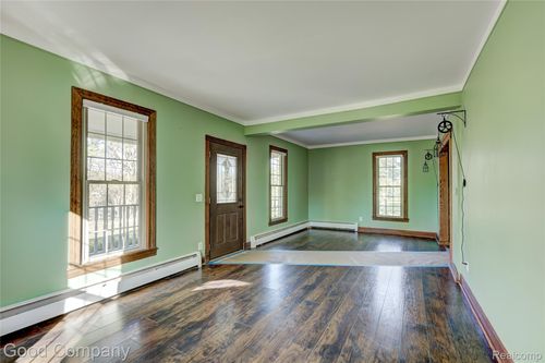 27180 Martindale Rd, New Hudson, MI, 48165-9754 | Card Image