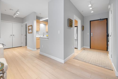 unit-24-20 Morgan Dr, Lebanon, NH, 03766-1483 | Card Image