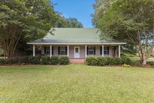 462 Sunset Williamsburg Rd, Collins, MS, 39428-4916 | Card Image