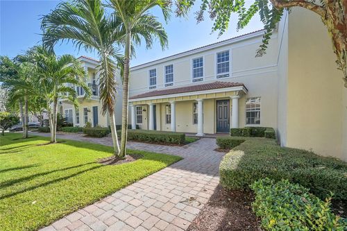 8305 Nw 8th Ter, Boca Raton, FL, 33487-1370 | Card Image