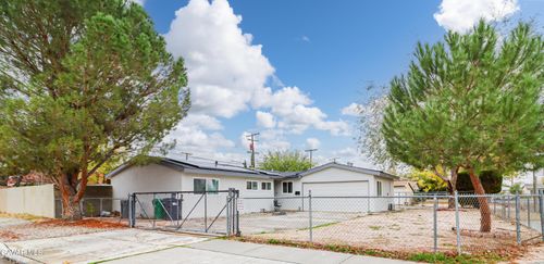 45469 Thornwood Ave, Lancaster, CA, 93534-1362 | Card Image