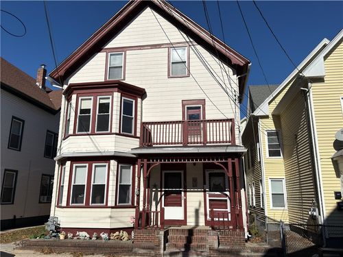 2-51 Barton St, Woonsocket, RI, 02895-1105 | Card Image