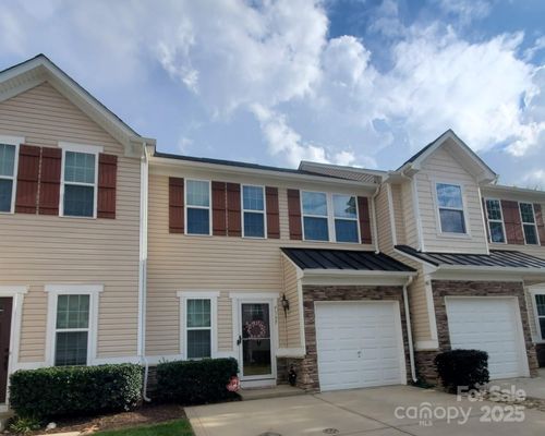 7537 Red Mulberry Way, Charlotte, NC, 28273-0010 | Card Image
