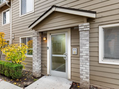 c-12014 Se Bush St, Portland, OR, 97266-2193 | Card Image
