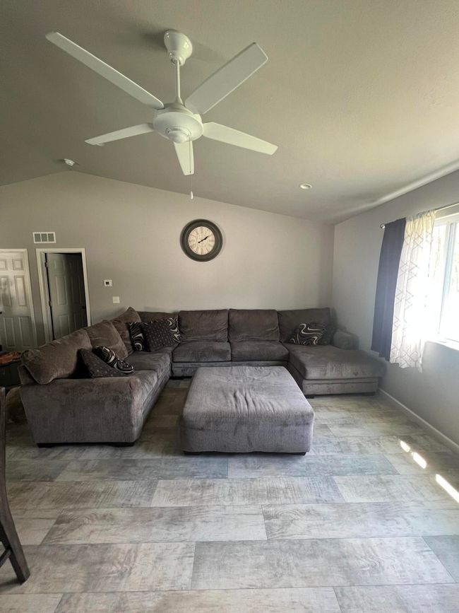 336 Lotz Ct, House other with 3 bedrooms, 2 bathrooms and null parking in Wayland MI | Image 4