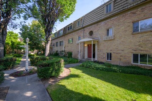 apt-75-2220 E Murray Holladay Rd, Salt Lake City, UT, 84117-5304 | Card Image