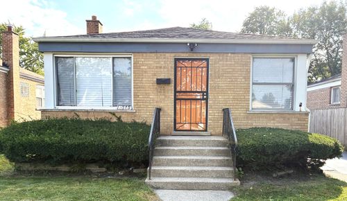 14315 Dobson Ave, Dolton, IL, 60419-1338 | Card Image