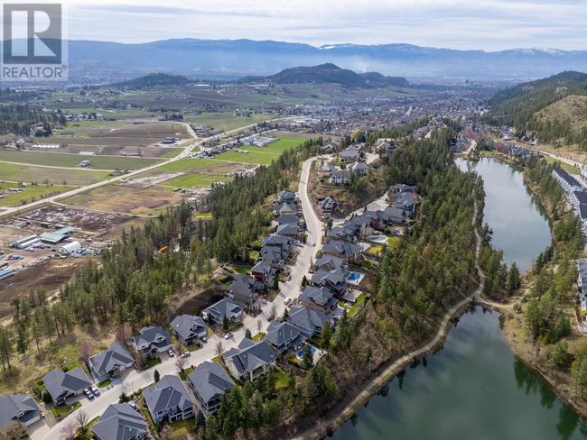 1089 Long Ridge Dr, House other with 4 bedrooms, 3 bathrooms and 2 parking in Kelowna BC | Image 40