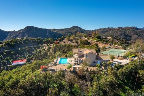 3804 W Sandia Creek Drive, Fallbrook, CA, 92028 | Card Image
