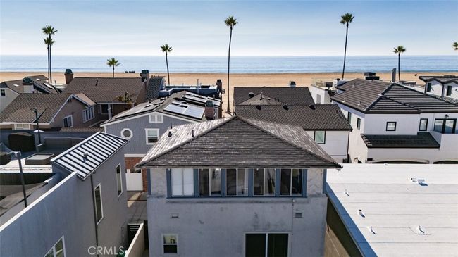 1113 W Balboa Blvd, House other with 6 bedrooms, 4 bathrooms and 2 parking in Newport Beach CA | Image 27