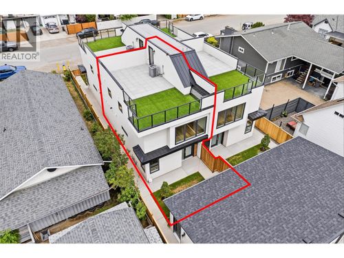 1-943 Fuller Ave, Kelowna, BC, V1Y6X5 | Card Image