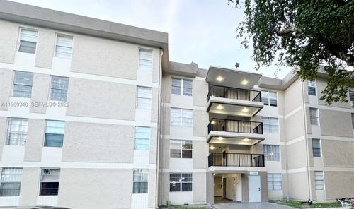 202-1805 W 56th St, Hialeah, FL, 33012 | Card Image
