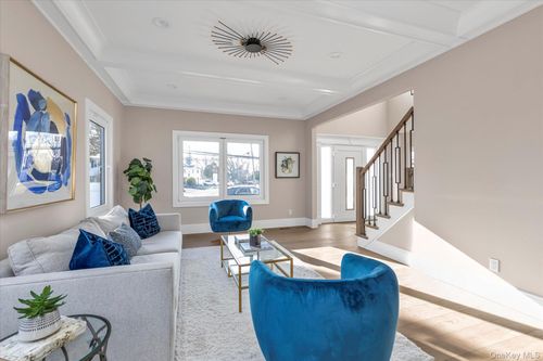 47 Tell Ave, Deer Park, NY, 11729-6119 | Card Image