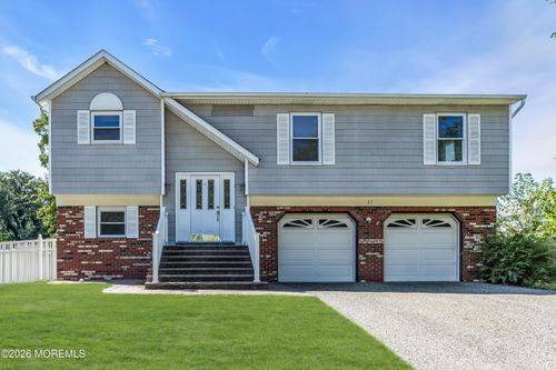 27 Cherry Bend Dr, Howell, NJ, 07731-2278 | Card Image
