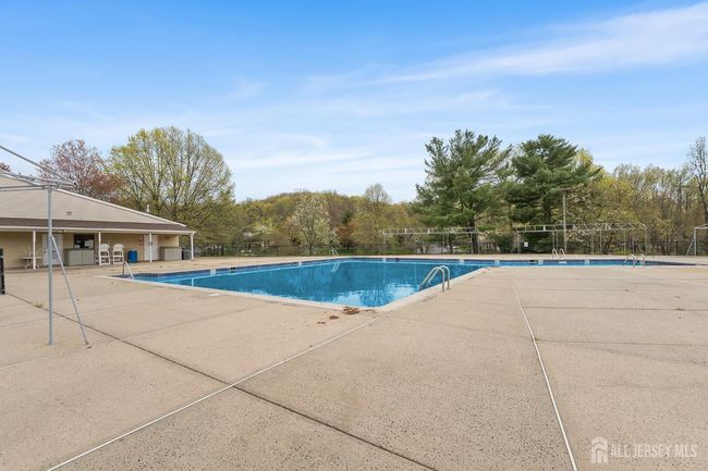 251 Chaucer Ct, Townhouse with 2 bedrooms, 2 bathrooms and null parking in Old Bridge NJ | Image 37