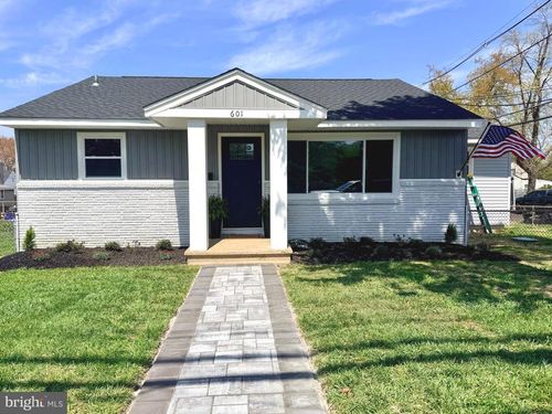 601 W Evesham Ave, MAGNOLIA, NJ, 08049-1510 | Card Image