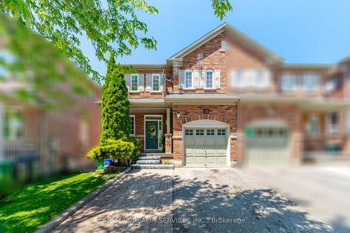32 Ashdale Rd, Brampton, ON, L6Y5M7 | Card Image