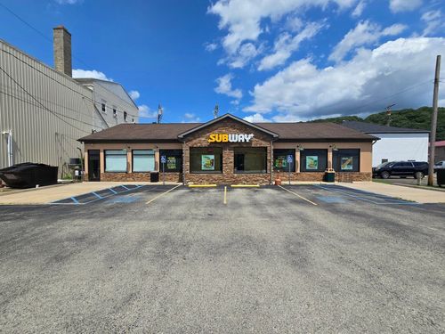 108 S Water St, Kittanning, PA, 16201-2434 | Card Image