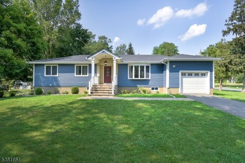 11 Wildwood Trl, Boonton, NJ, 07005-1040 | Card Image