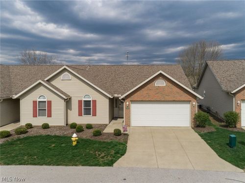 1432 Waters Edge Dr, Akron, OH, 44313-8818 | Card Image