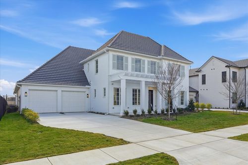 9609 Latour Ln, Fort Worth, TX, 76126-2684 | Card Image