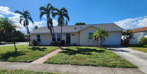 3789 Beresford Rd E, West Palm Beach, FL, 33417-1111 | Card Image