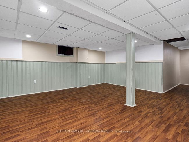 1112 St Germain Cres, House other with 4 bedrooms, 2 bathrooms and 2 parking in Orleans ON | Image 39