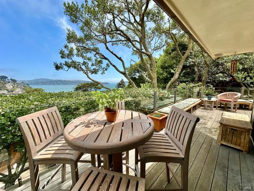 122 Edwards Ave, Sausalito, CA, 94965-2516 | Card Image