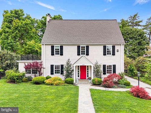 497 Saint Davids Ave, Saint Davids, PA, 19087-4204 | Card Image