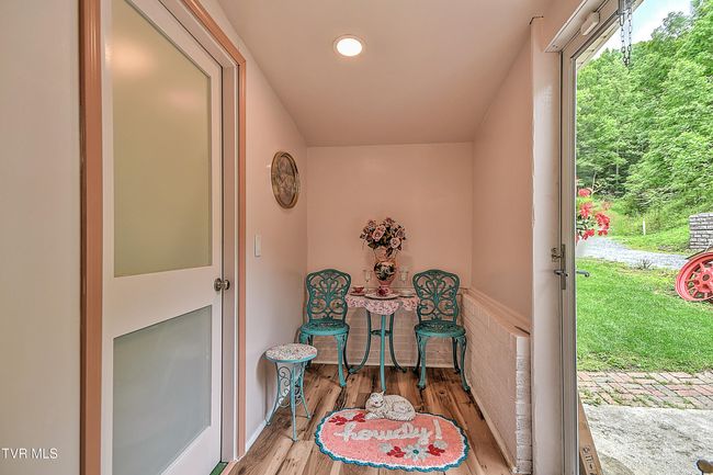 24483 Cave Creek Rd, House other with 5 bedrooms, 3 bathrooms and null parking in Abingdon VA | Image 24