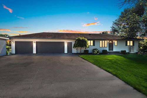 N6002 Wolf River Road, Richmond, WI, 54166 | Card Image