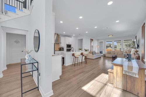 6404 Mallord Brook Bnd, Buda, TX, 78610-4076 | Card Image