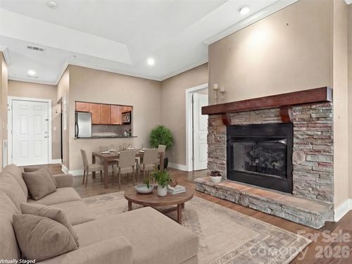 apt-420-9 Kenilworth Knls, Asheville, NC, 28805-1886 | Card Image