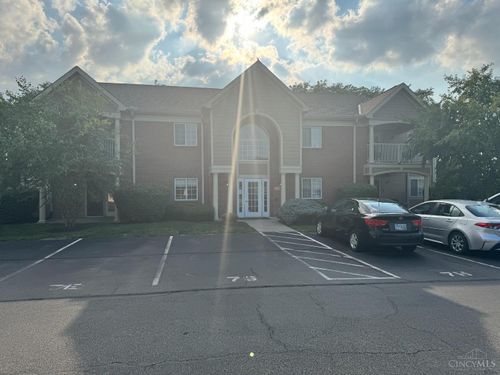7307 Chatham Ct, West Chester, OH, 45069-6386 | Card Image