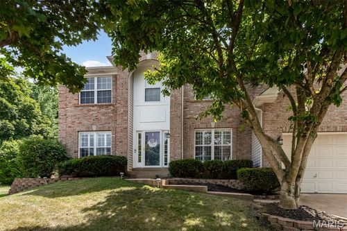 5703 Lilac Trails Drive, St Louis, MO, 63128 | Card Image