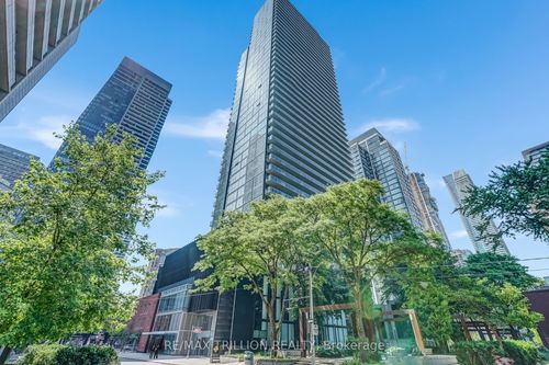 1802-3 Gloucester St, Toronto, ON, M4Y0C6 | Card Image