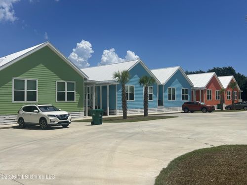 2-300 Seminary Drive, Bay Saint Louis, MS, 39520 | Card Image
