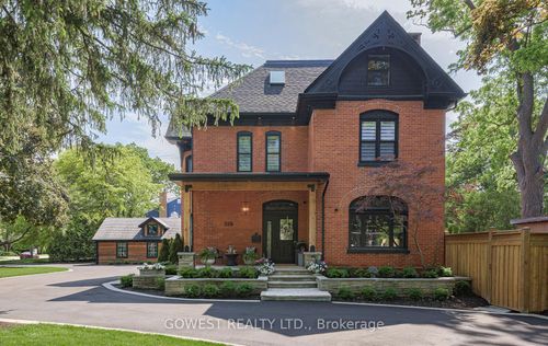 376 Chartwell Rd, Oakville, ON, L6J4A3 | Card Image