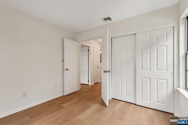 7 Eakens Ct, Condo with 2 bedrooms, 1 bathrooms and null parking in Mahwah NJ | Image 27