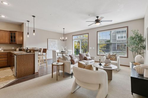 908-15619 Echo Ridge Rd, Apple Valley, MN, 55124-5761 | Card Image