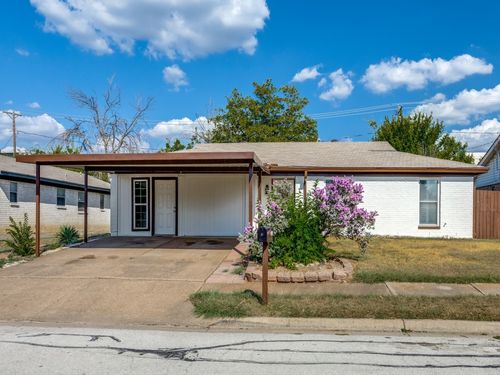 6924 Richardson Dr, Watauga, TX, 76148-2342 | Card Image