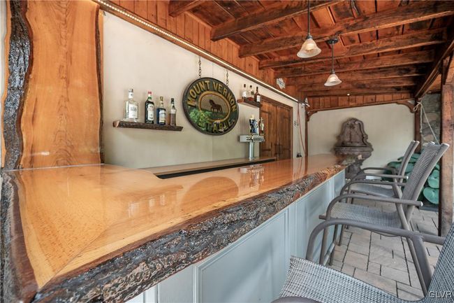 Bar is hand-milled from 100 year old oak tree | Image 40