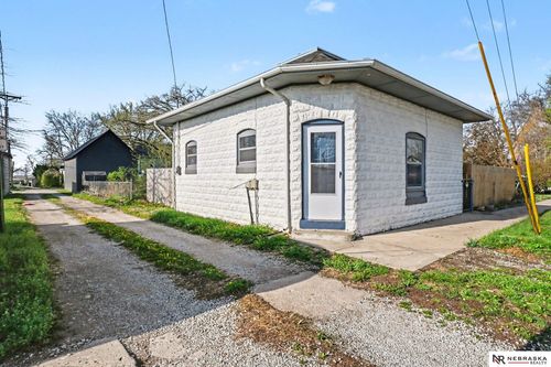 435 E St, Eagle, NE, 68347-5300 | Card Image