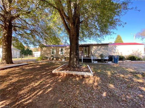 1850 Harrison Rd, Salisbury, NC, 28147-9031 | Card Image