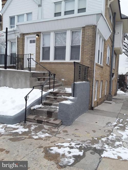 5818 Woodcrest Ave, PHILADELPHIA, PA, 19131-2215 | Card Image