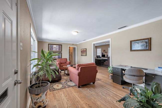 1605 N Big Spring St, Home with 0 bedrooms, 0 bathrooms and null parking in Midland TX | Image 8