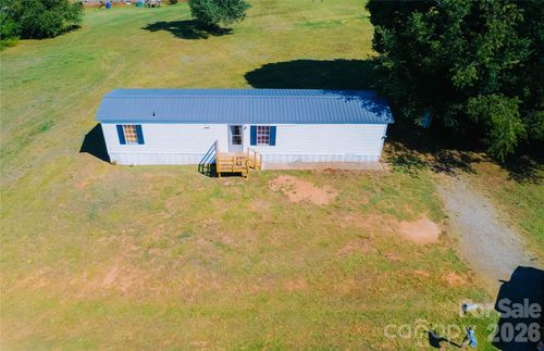 1341 Freedom Ln, Newton, NC, 28658-9065 | Card Image
