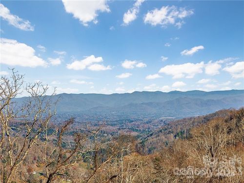 80-580 Freemont Dr, Leicester, NC, 28748-8850 | Card Image